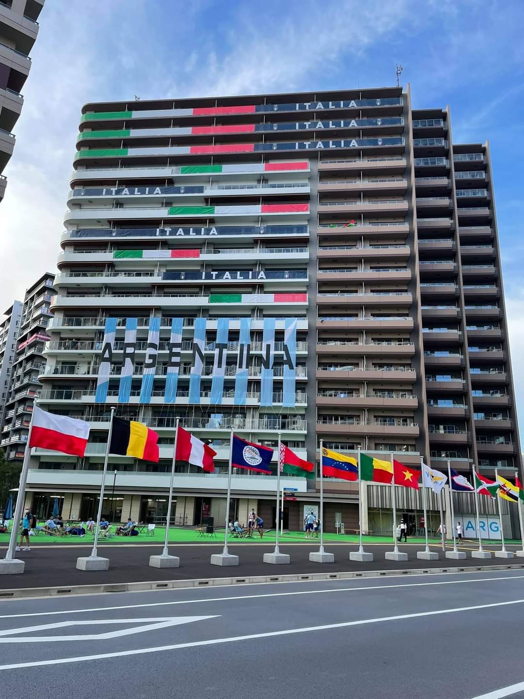 a55204ee 0912 4724 851a 39758dff063d