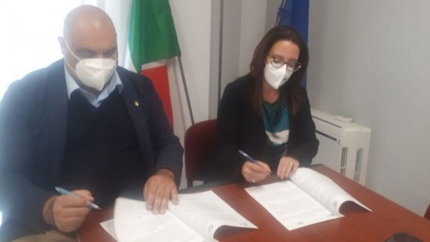 KcUyfaen1648475179.9887