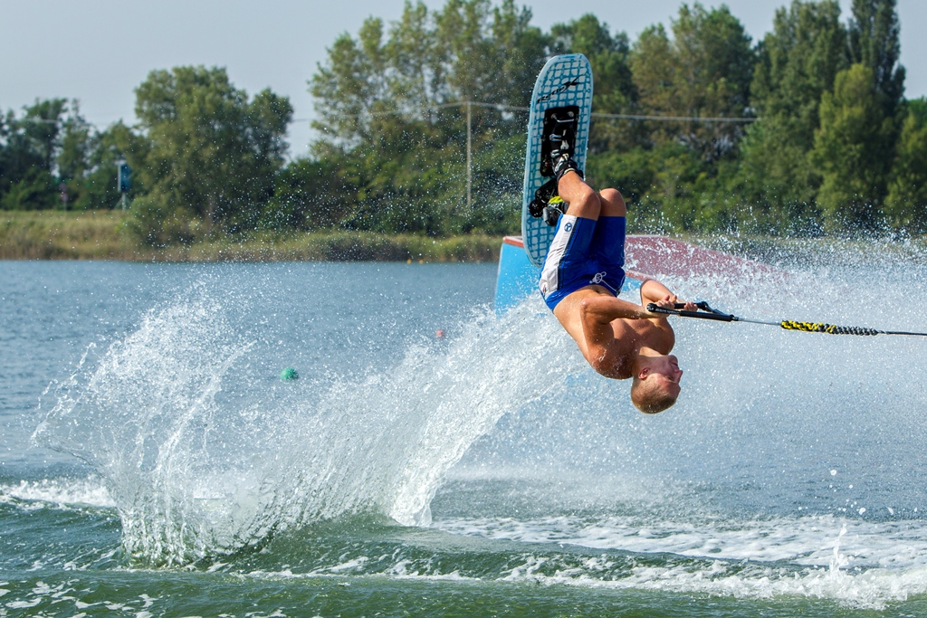 4GIL0539 Pajni Gianmarco Figure R